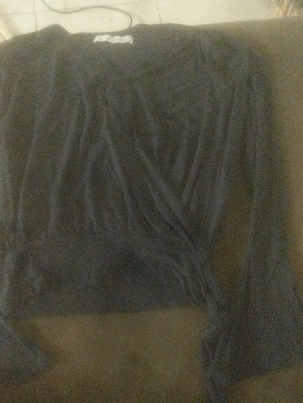 Women's Abercrombie & Fitch Size Extra Small Top With Bell Sleeves